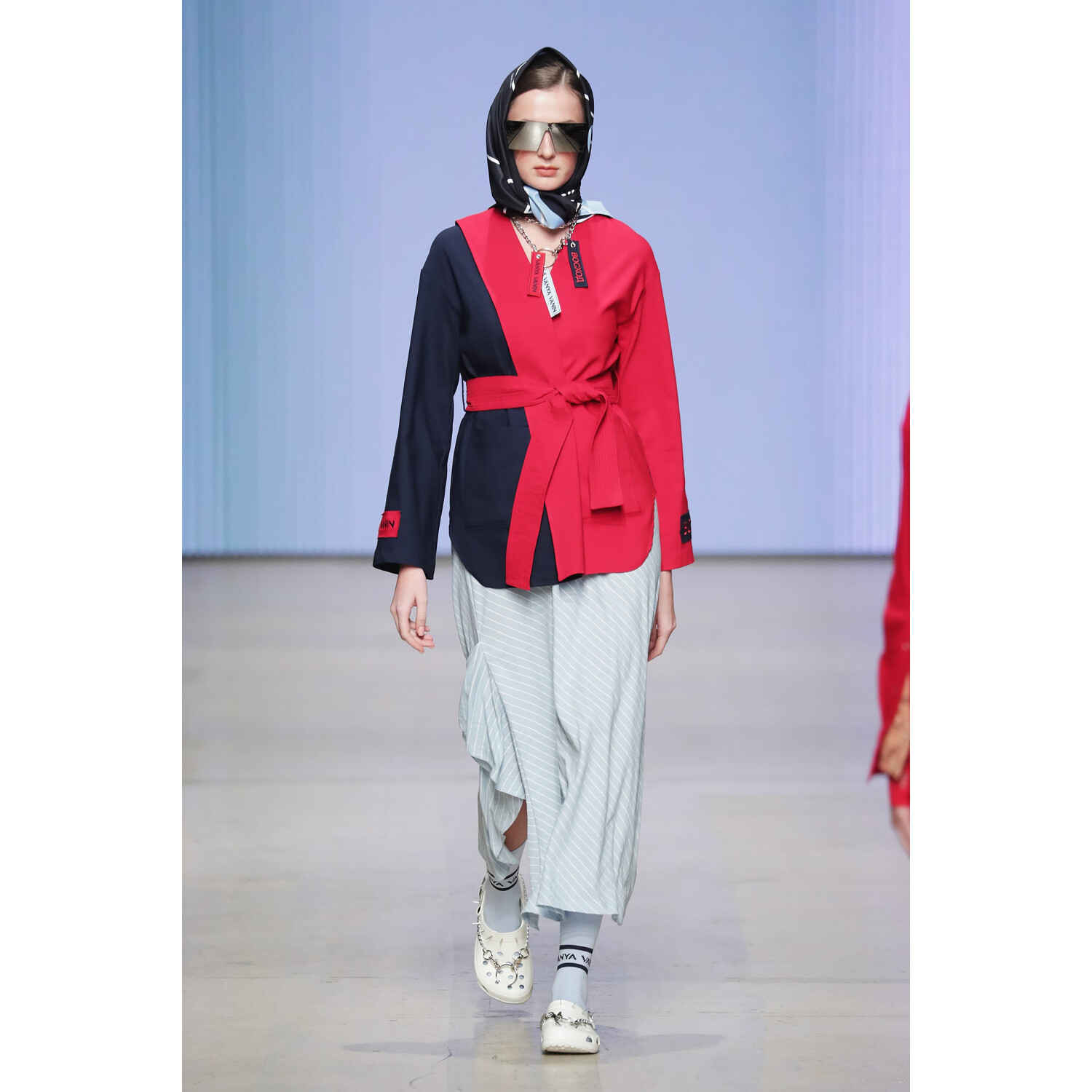 Фото Vanya Vanin Spring 2019 Ready-to-Wear / Ваня Ванин весна-лето 2019 / Неделя моды: Москва
